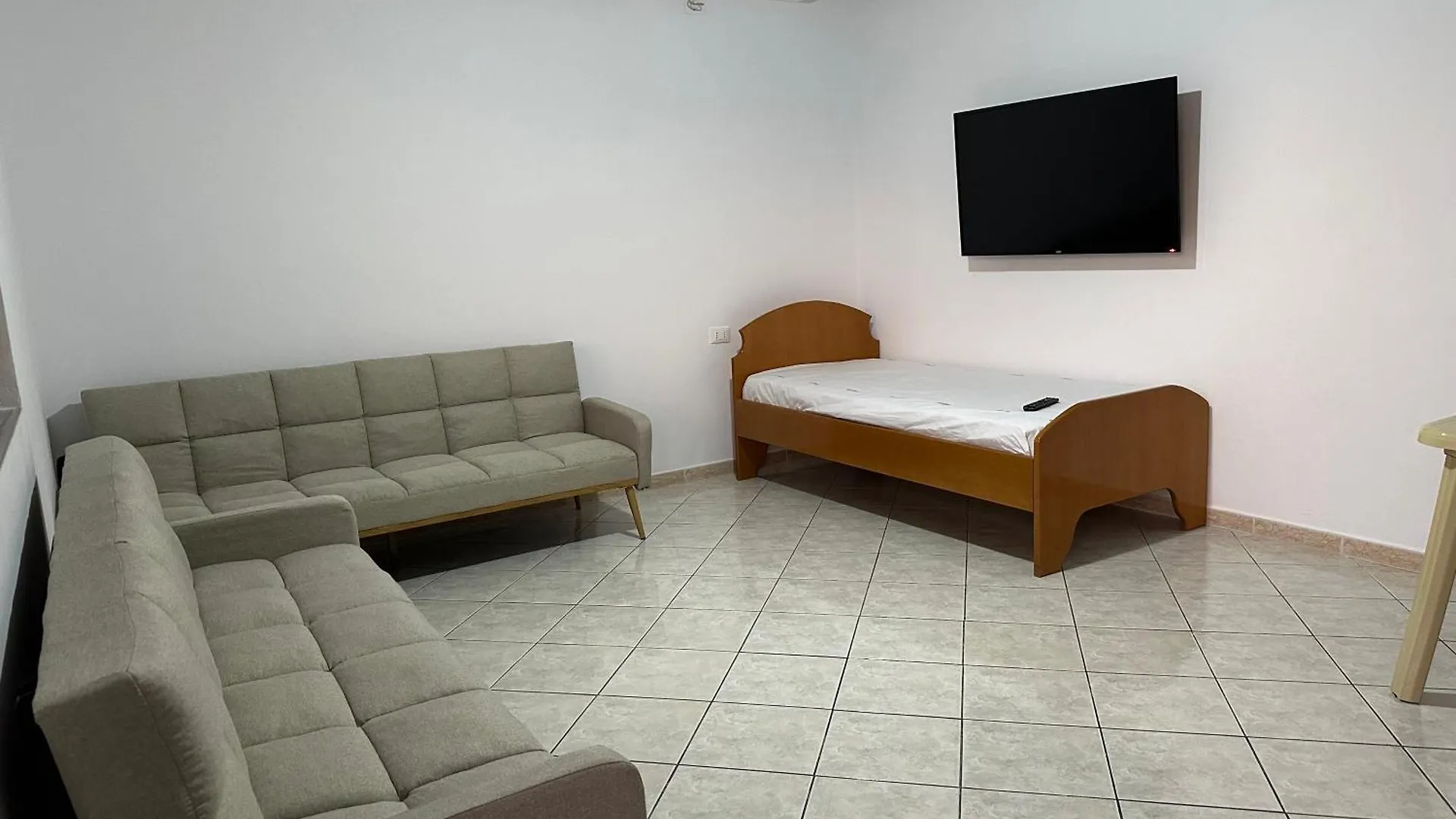 Hodo Appartement Orikum 0*,  Albanië